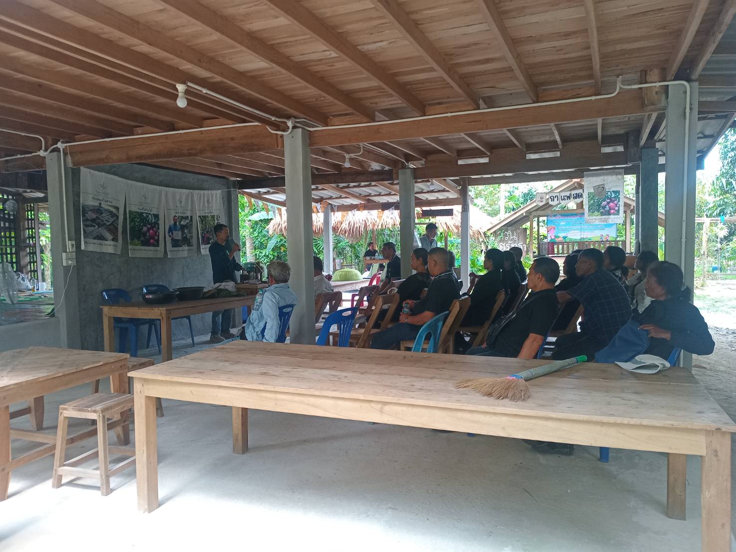 title - ส.ป.ก.ตรัง ดำเนินการจัดอบรม/ศึกษาดูงาน หลักสูตร ระบบการผลิตเกษตรกรรมยั่งยืน  ภายใต้โครงการพัฒนาเกษตรกรรมยั่งยืน กิจกรรมพัฒนาเกษตรกรรมยั่งยืนในเขตปฏิรูปที่ดินจังหวัดตรัง ปีงบประมาณ พ.ศ. ๒๕๖๙